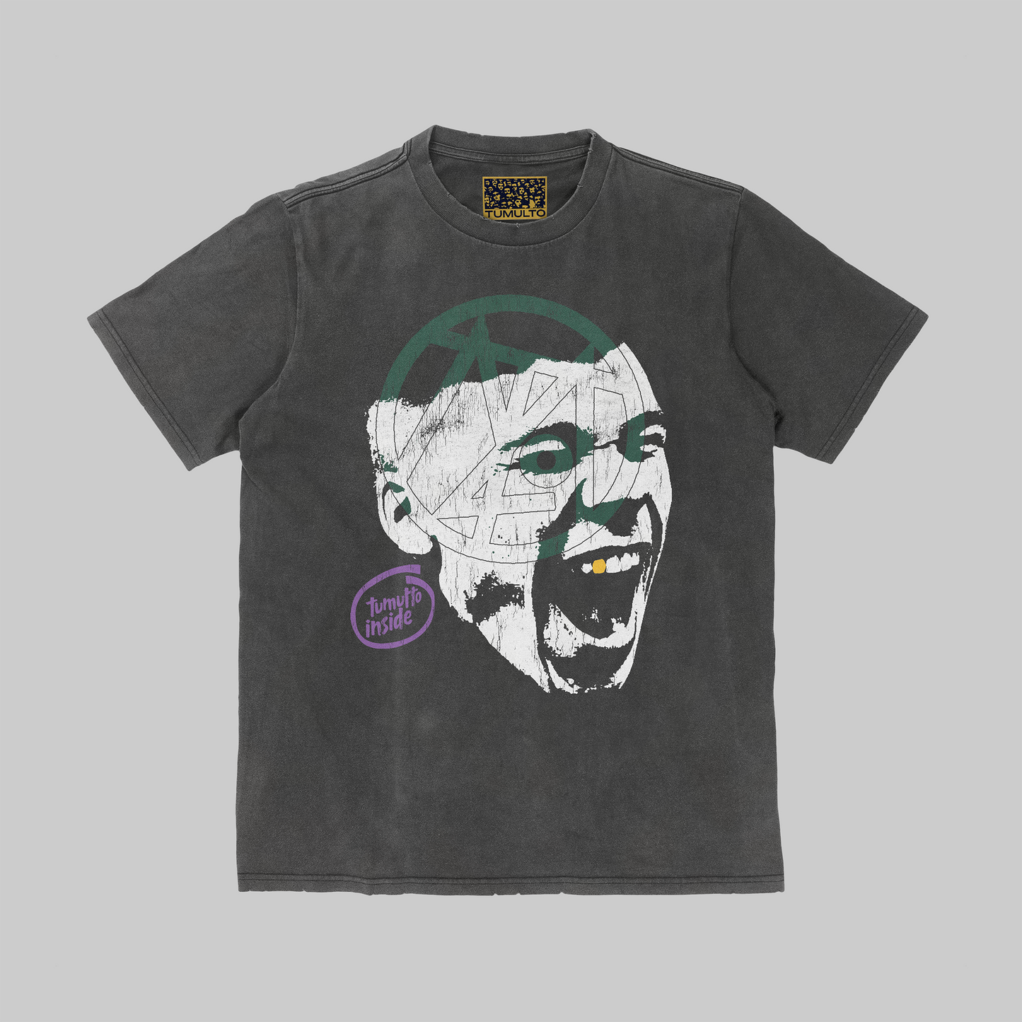 Camiseta Tumulto Inside